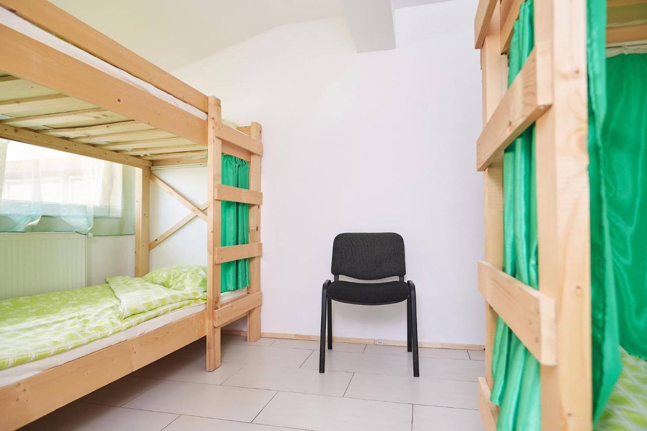Zen House Hostel Timişoara Buitenkant foto